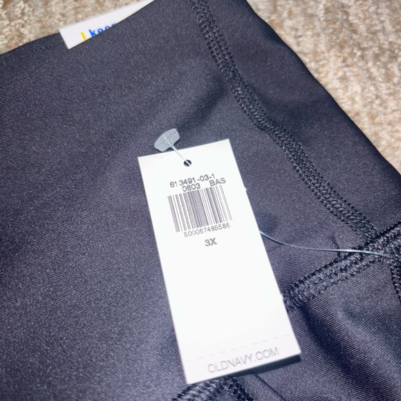 Old Navy Charcoal Gray Pants - Picture 3 of 4